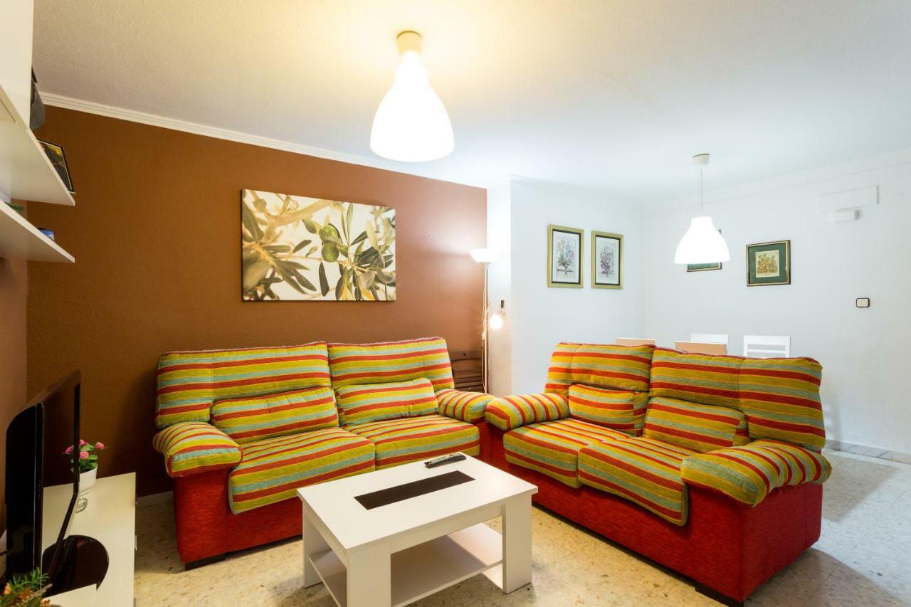 Holi-Rent Albareda Apartment เซบีญา ภายนอก รูปภาพ
